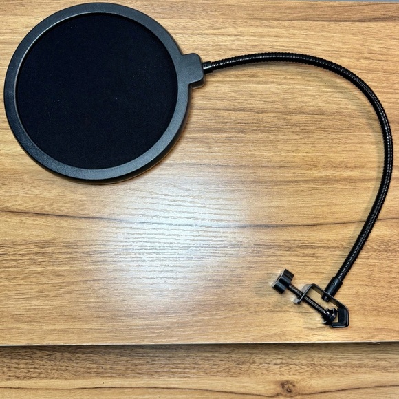 Microphone Pop Filter Screen with Adjustable Gooseneck Mount - Picture 4 of 5